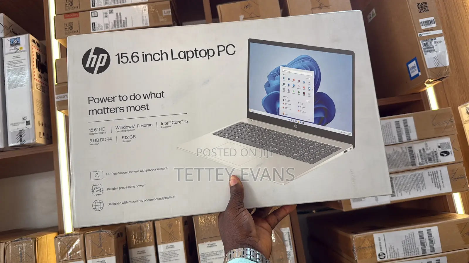 New Laptop HP 15-fd0290ns 8GB Intel Core i5 SSD 512GB