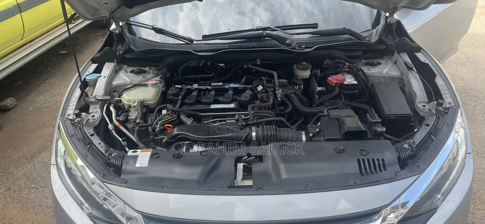 Honda Civic Touring 4dr Sedan (1.5L 4cyl) 2017 Silver