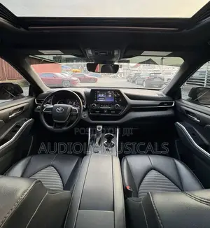 Toyota Highlander XSE 2022 Black