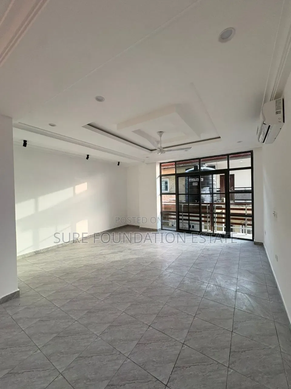 3bdrm Apartment in Dzorwulu for rent