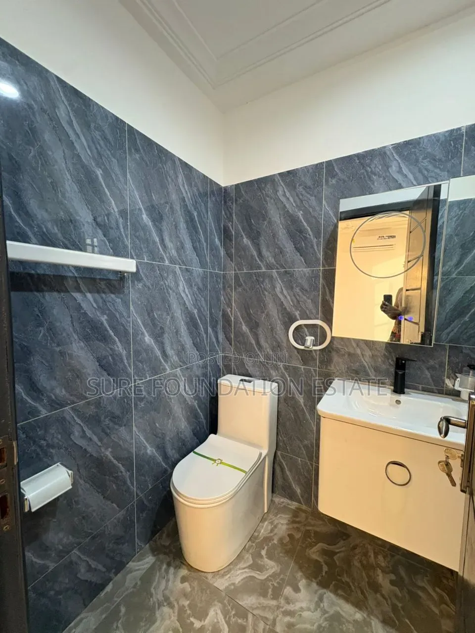 3bdrm Apartment in Dzorwulu for rent