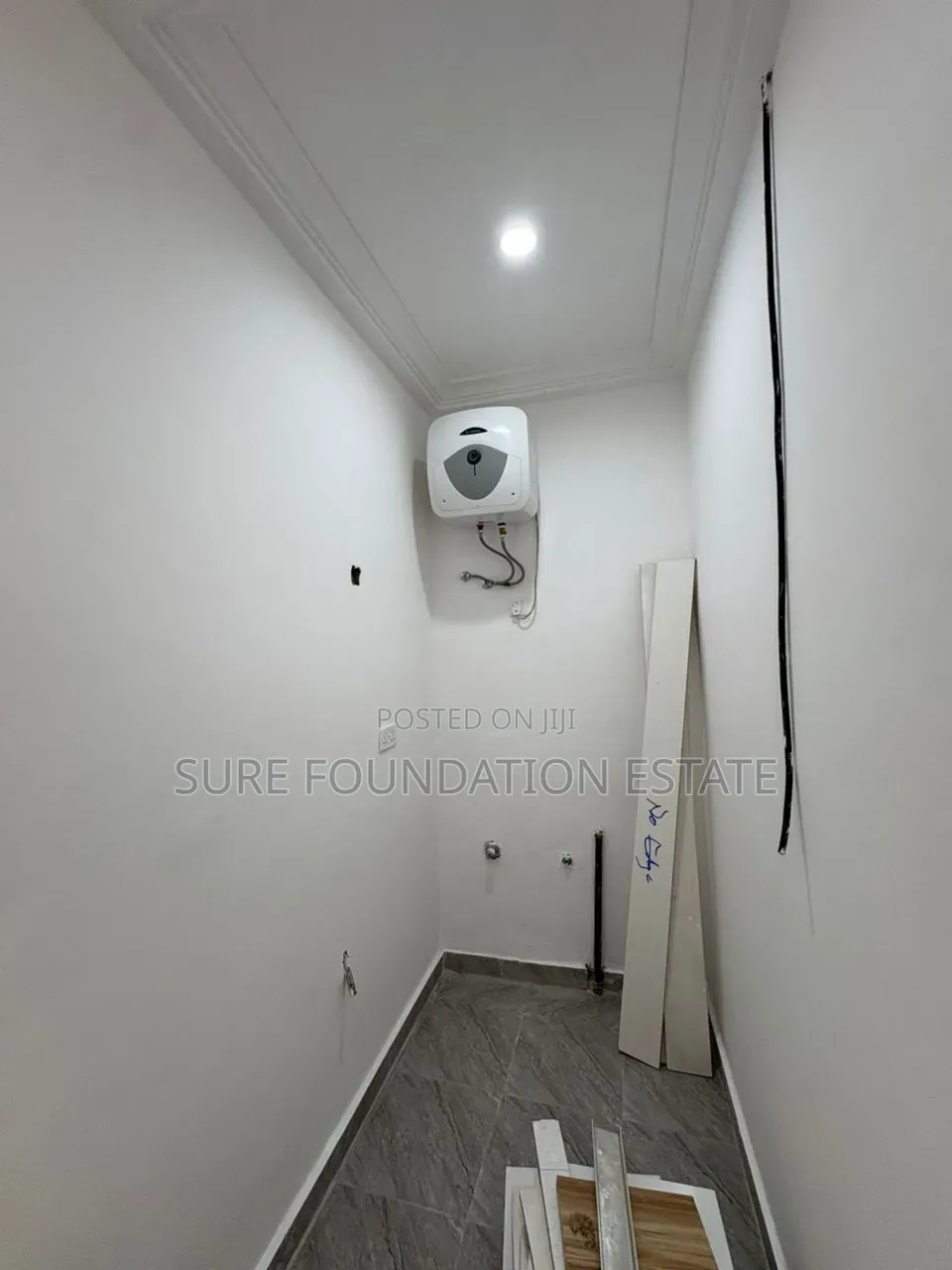 3bdrm Apartment in Dzorwulu for rent