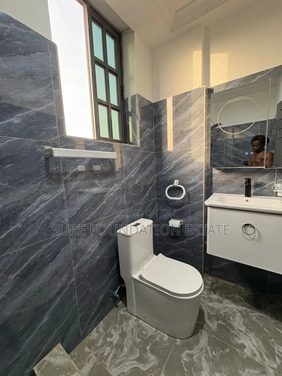 3bdrm Apartment in Dzorwulu for rent