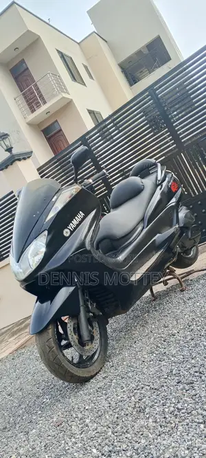 Yamaha Majesty 2011 Black