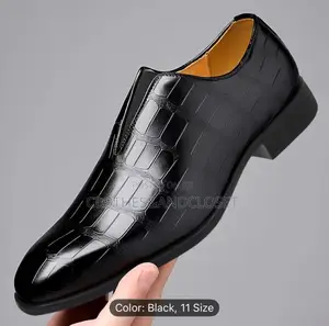 Black Crocodile-Patterned Dress Shoe