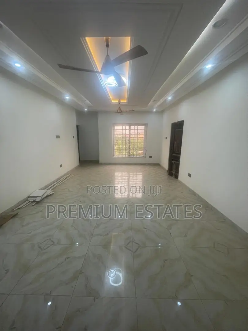 2bdrm Apartment in Kwabenya for rent