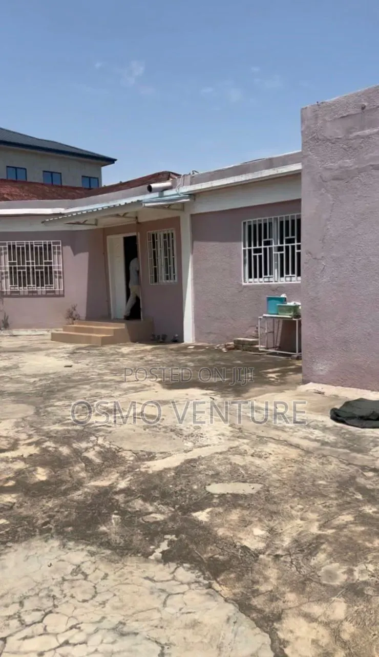 8bdrm House in Heavy Do Area for sale