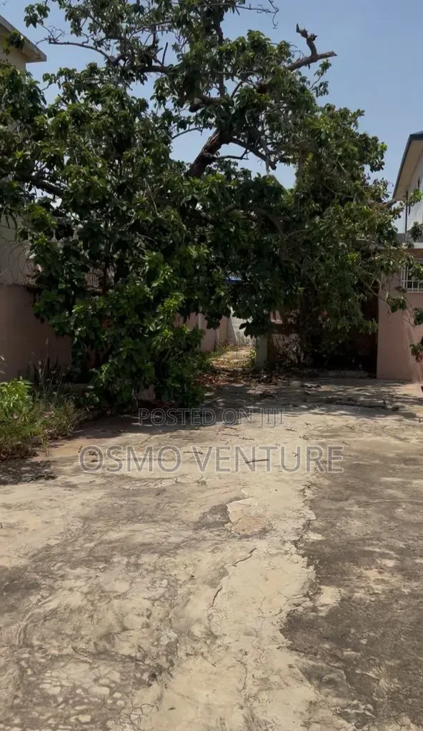 8bdrm House in Heavy Do Area for sale