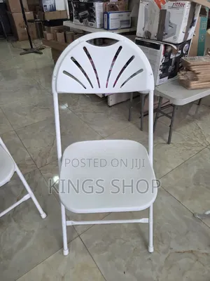 Fanback Folding Chairs