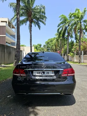 Mercedes-Benz E250 2016 Black