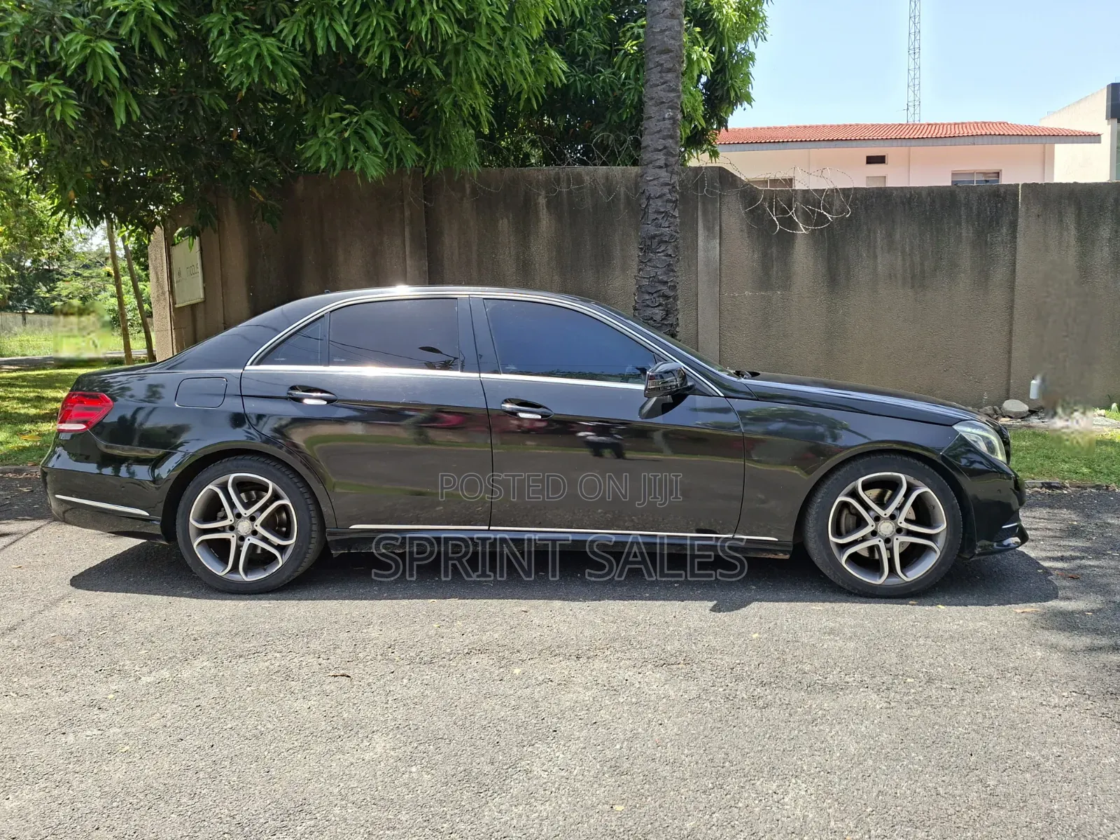 Mercedes-Benz E250 2016 Black
