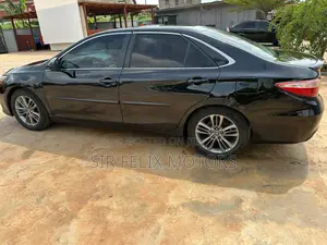 Toyota Camry SE 4dr Sedan (2.5L 4cyl 6A) 2017 Black