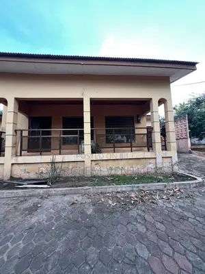 3bdrm House in Charclem Ventures, North Legon for sale