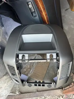 Nissan Titan 2010 Dashboard Face