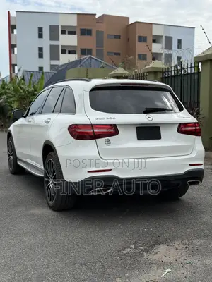 Mercedes-Benz GLC-Class 2019 White