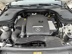 Mercedes-Benz GLC-Class 2019 White