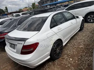 Mercedes-Benz C300 Luxury 4Matic Sedan AWD (3.5L 6cyl 7A) 2013 White