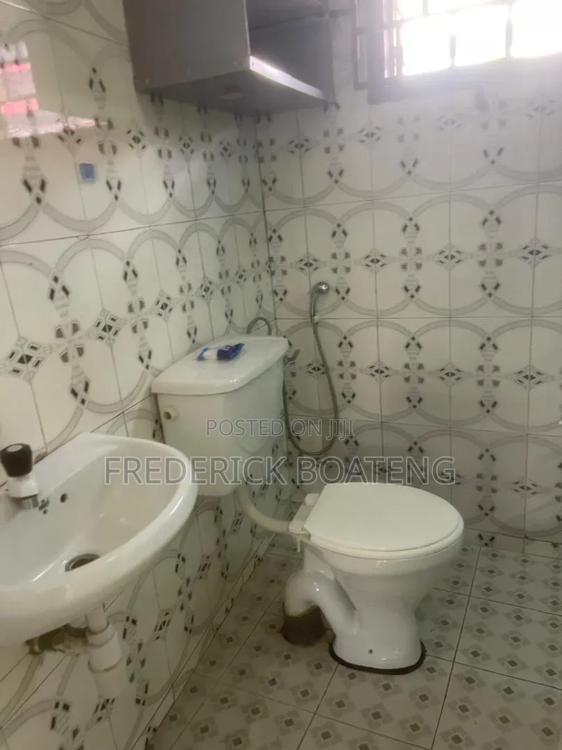 1bdrm Apartment in Mile 7 for rent
