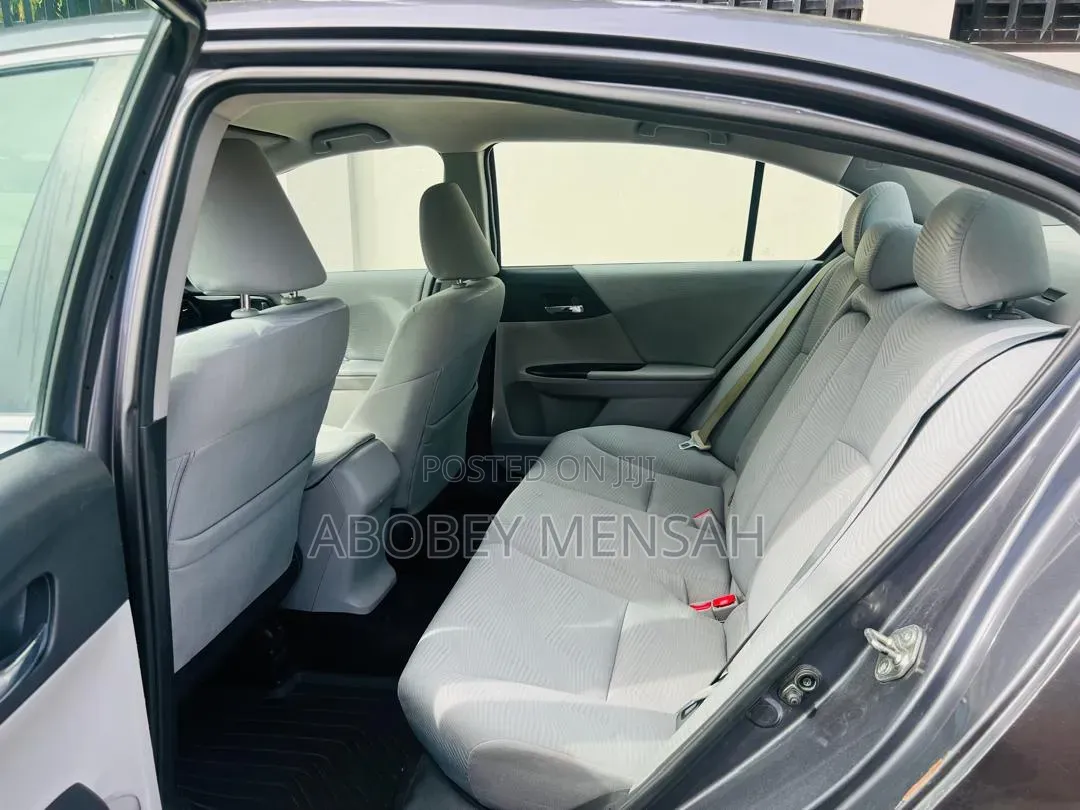 Honda Accord EX 4dr Sedan FWD (2.4L 4cyl 2A) 2016 Gray