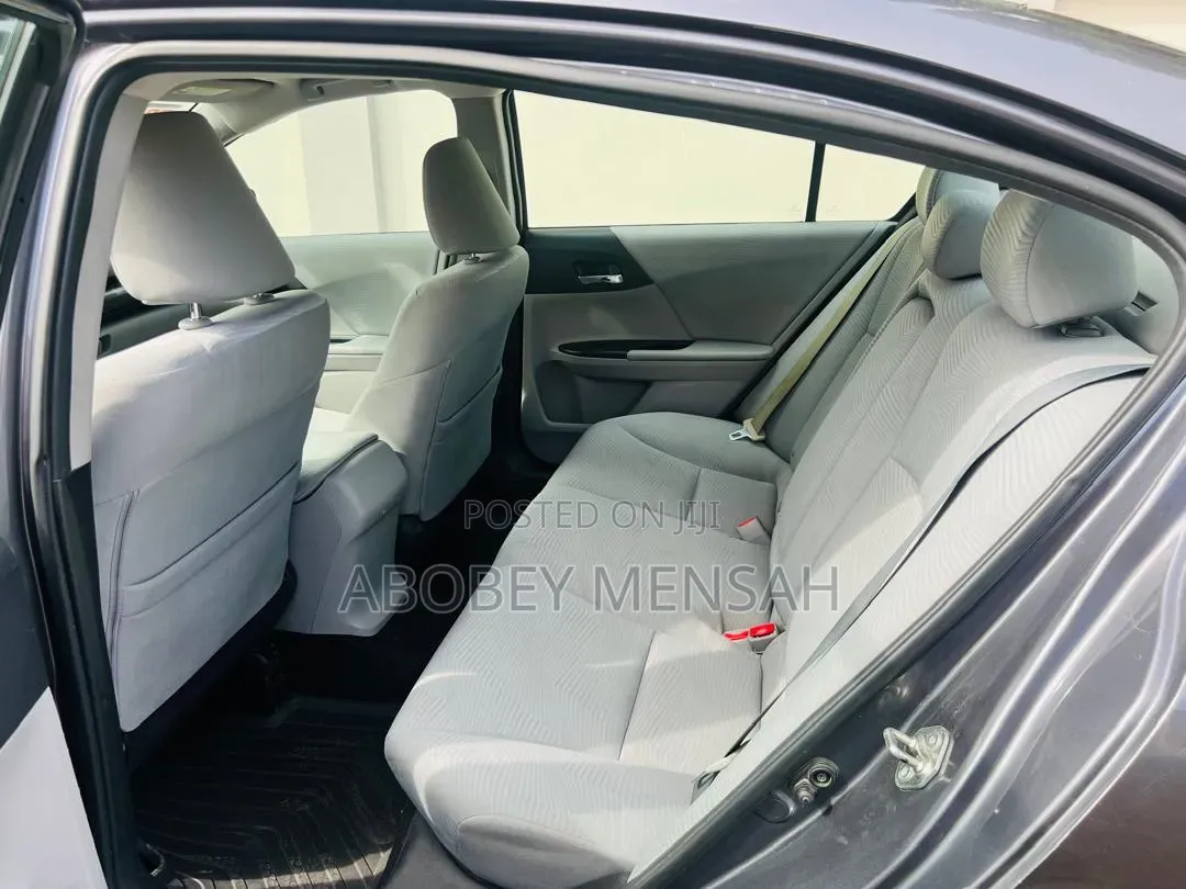 Honda Accord EX 4dr Sedan FWD (2.4L 4cyl 2A) 2016 Gray