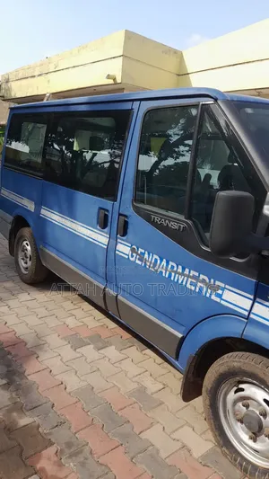 Ford Transit 2010 Blue