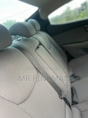 Hyundai Elantra 2016 Silver