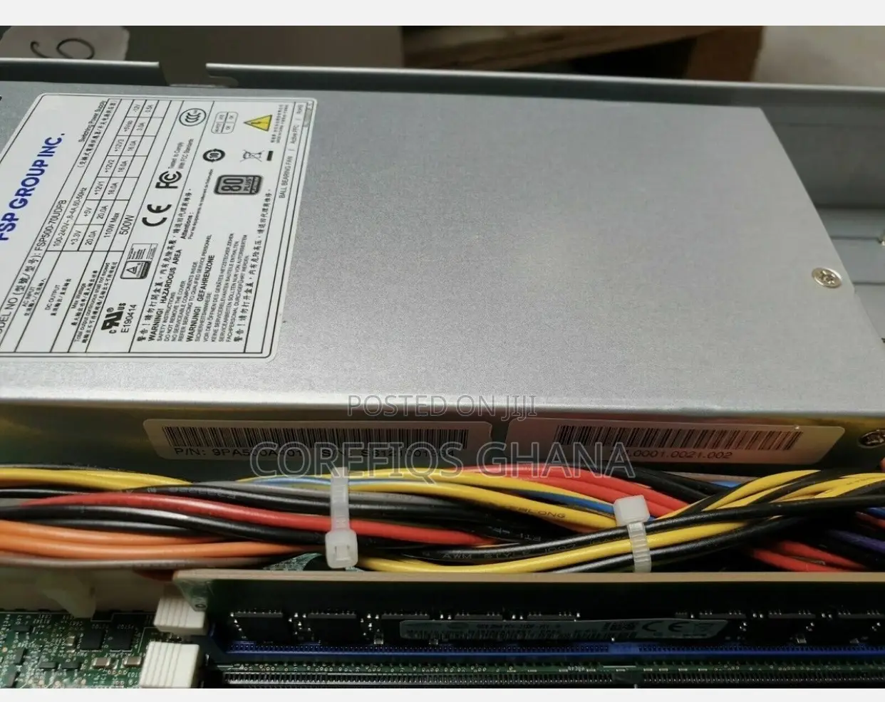 Server 32GB Intel Xeon SSD 256GB