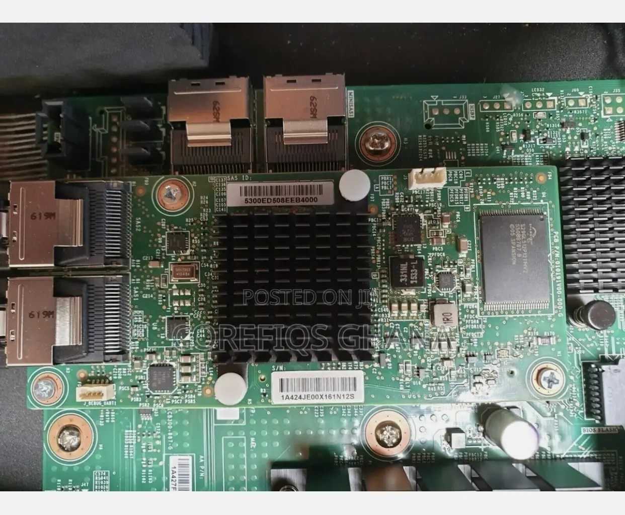 Server 32GB Intel Xeon SSD 256GB