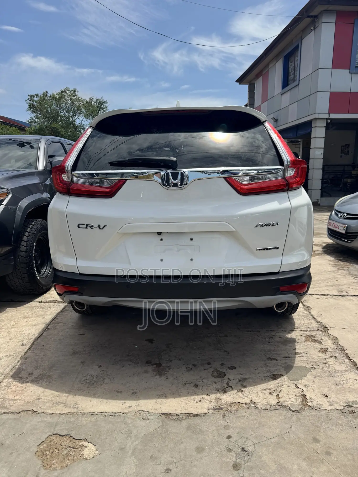 Honda CR-V Touring AWD 2018 White