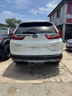Honda CR-V Touring AWD 2018 White