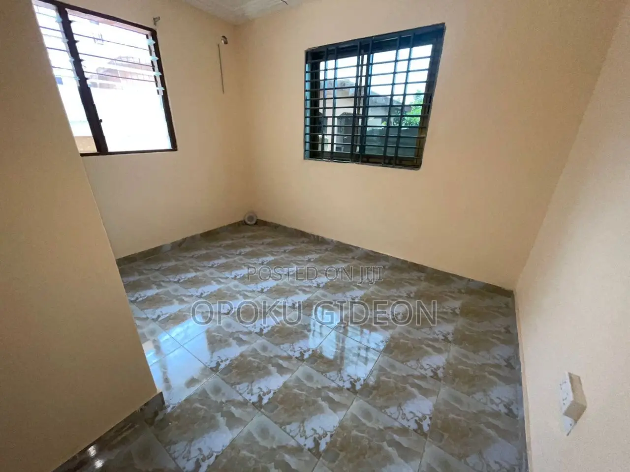 1bdrm Room & Parlour in Anyaa, NIC for rent
