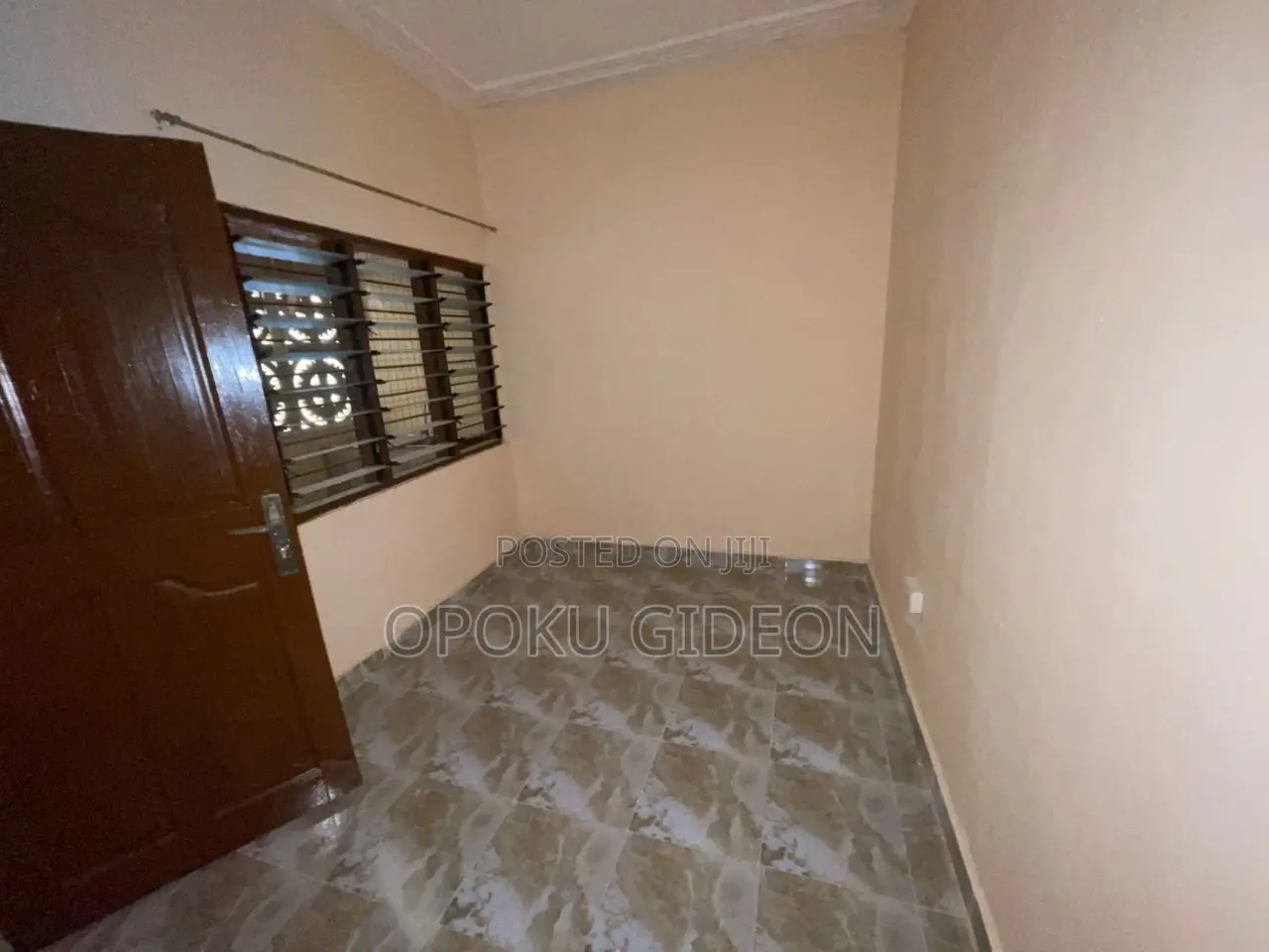 1bdrm Room & Parlour in Anyaa, NIC for rent