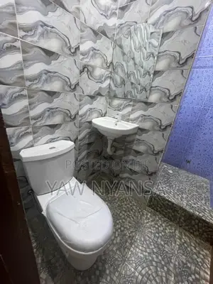 Chamber and Hall for Rent at Ashomang Estate