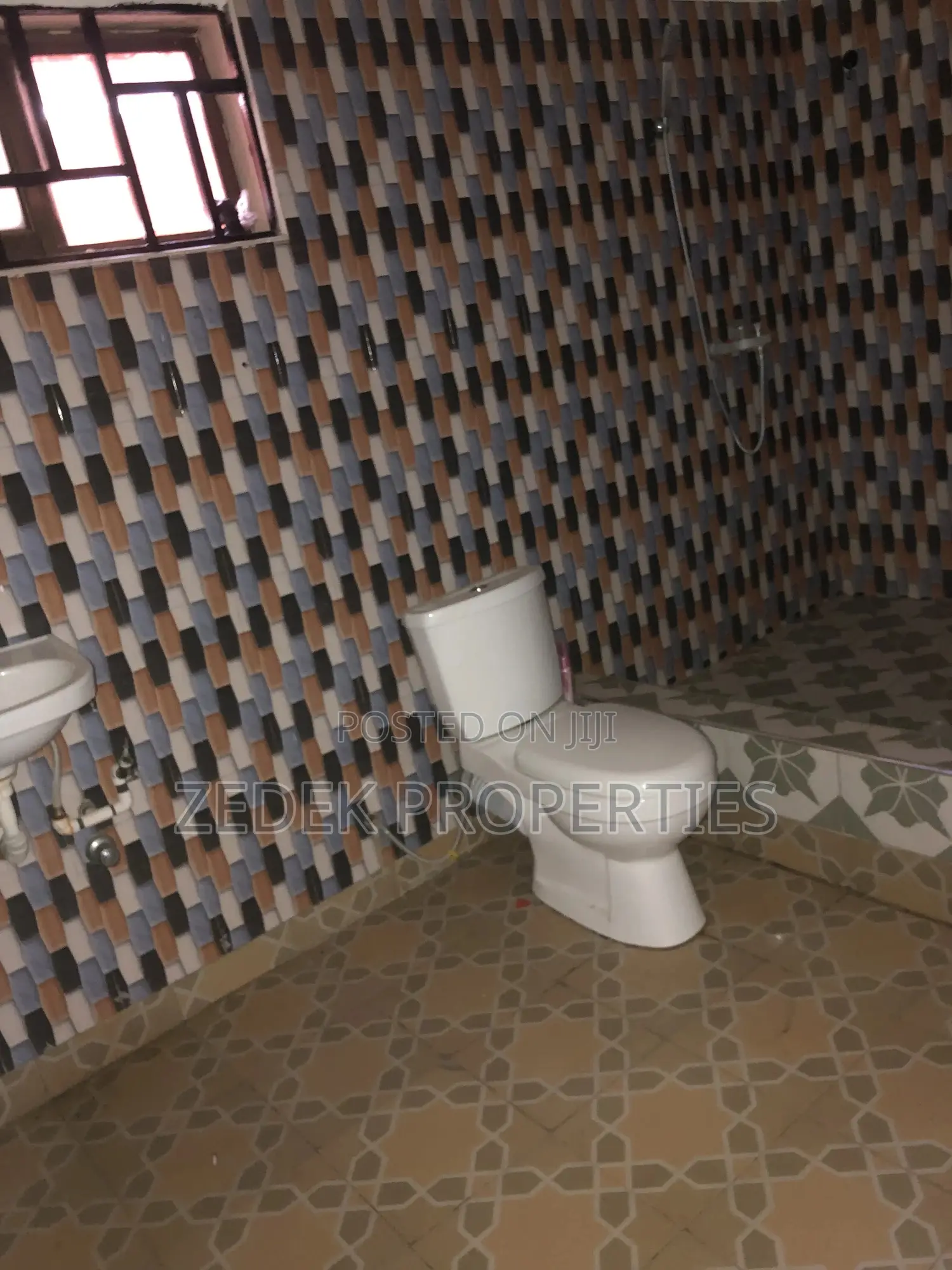 2bdrm Apartment in Kwabenya, Ashomang Estate for rent
