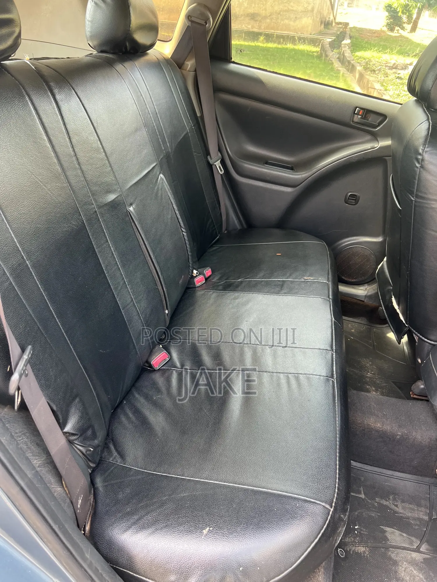 Pontiac Vibe Automatic 2004 Gray