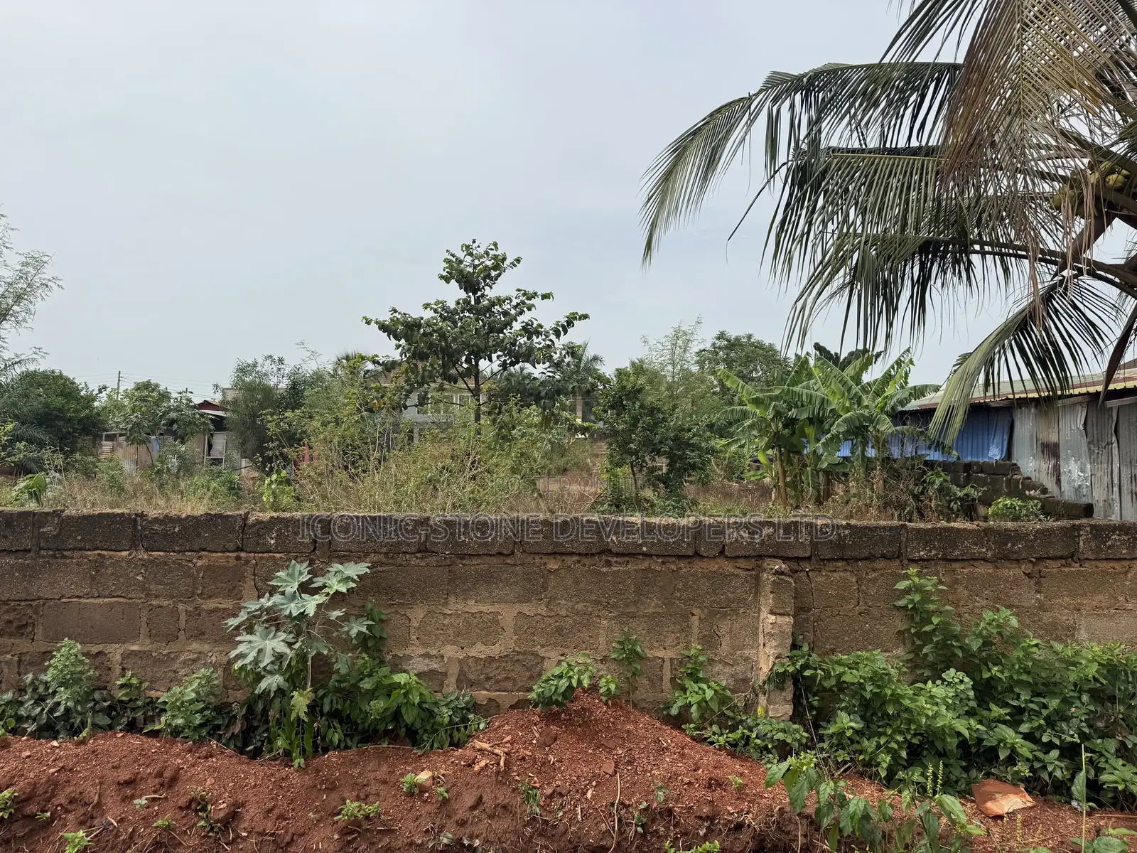 Titled 90/100sqft Plot of Land at Amrahia Tollbooth
