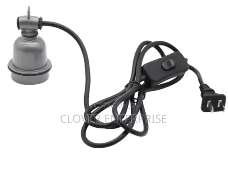 E27 Ceramic Lamp Holder With Switch