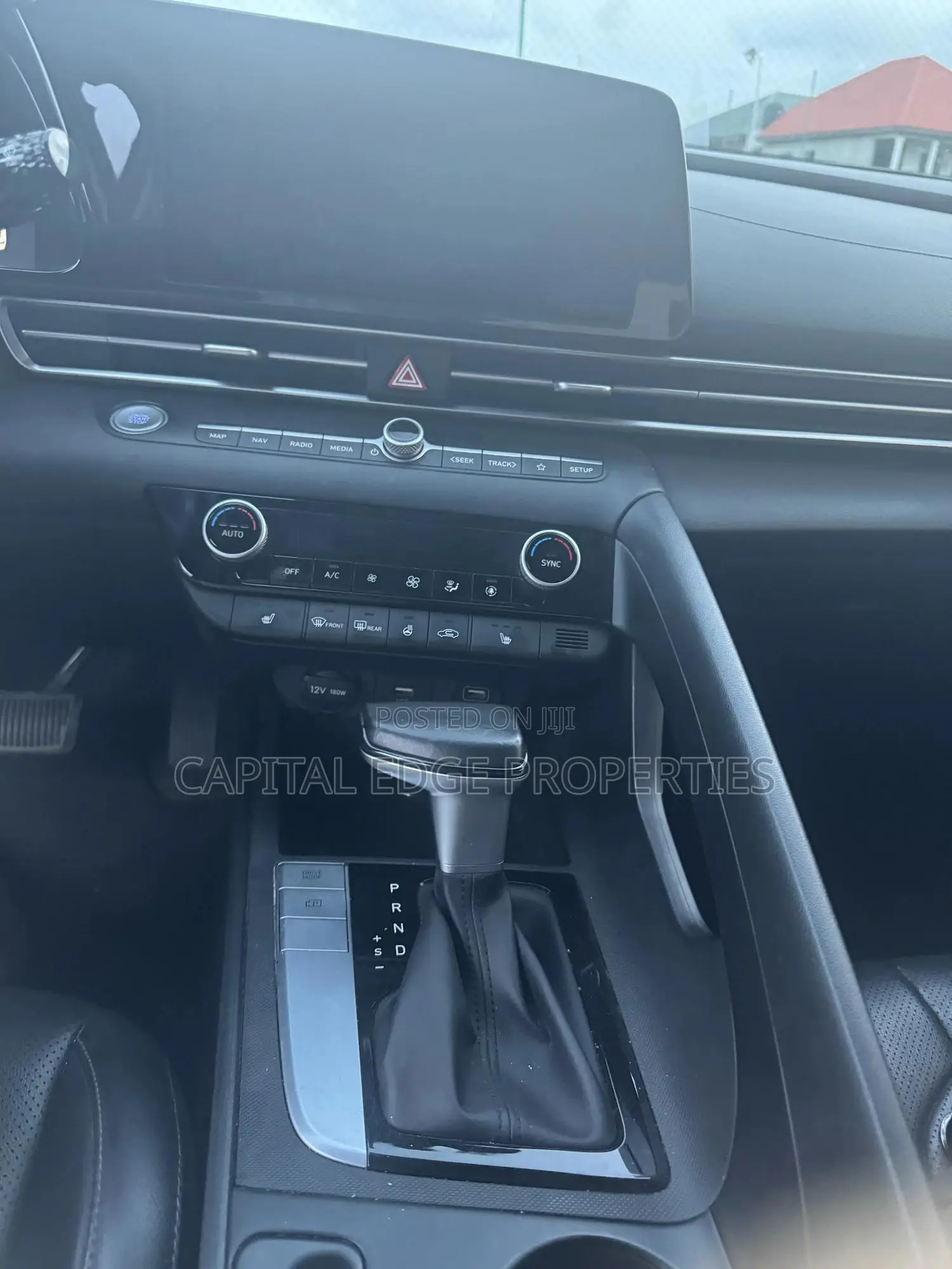 Hyundai Avante 2021 White