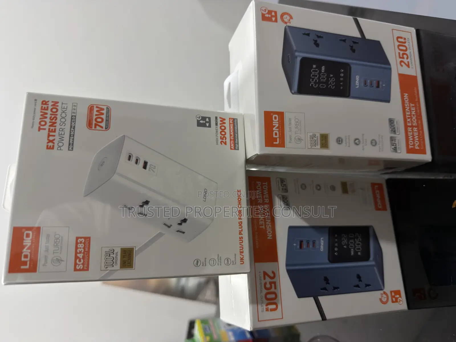 Ldnio Fast Charger for iPhone, Android and Laptops
