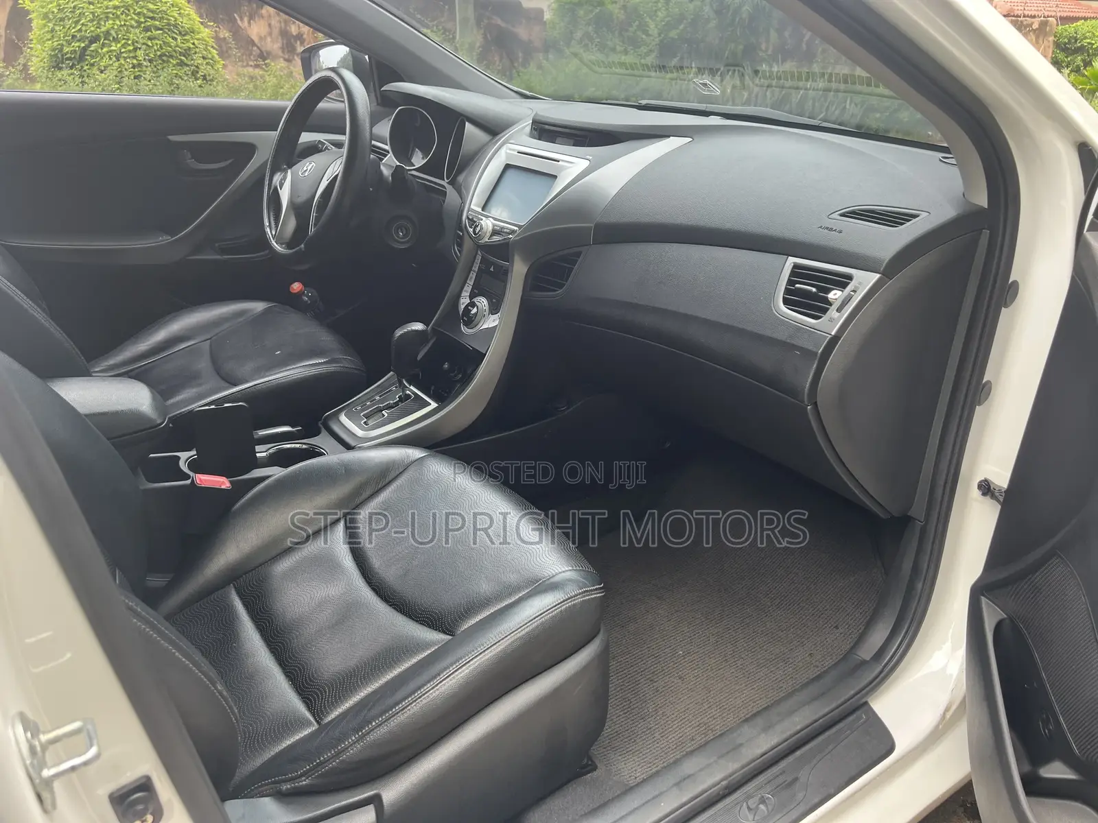 Hyundai Avante 2014 White