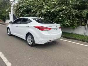 Hyundai Avante 2014 White