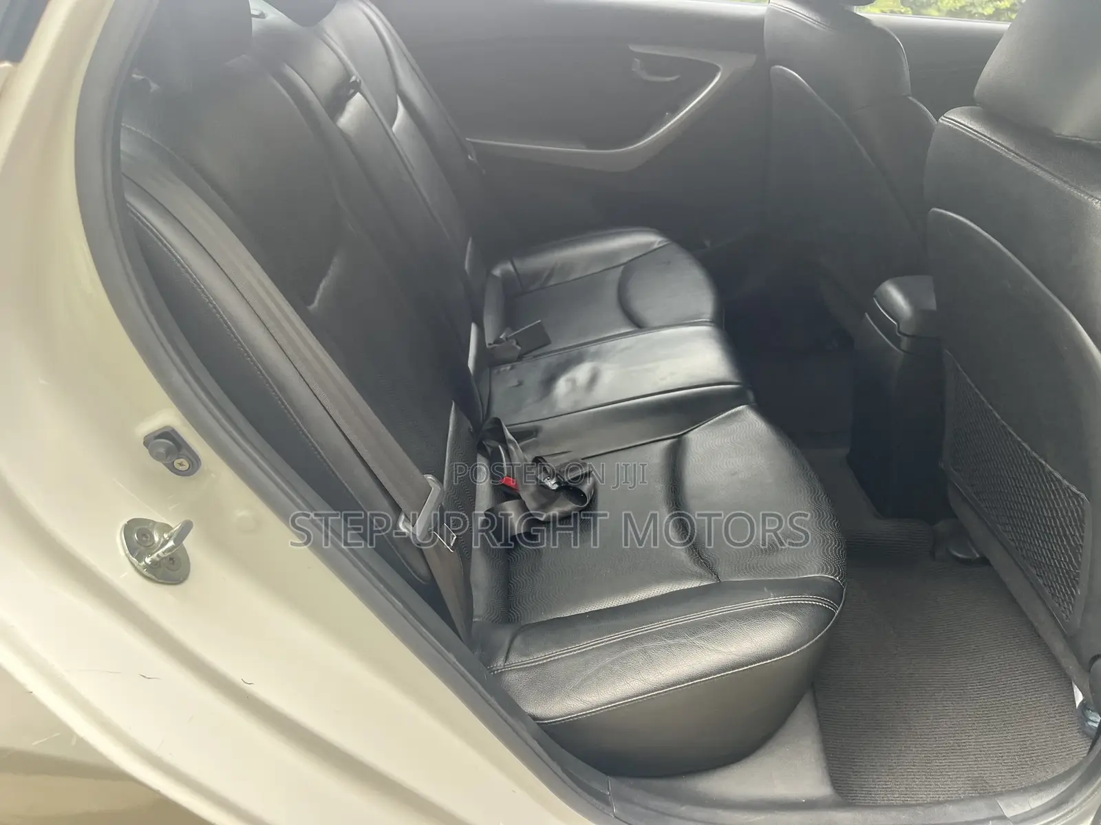 Hyundai Avante 2014 White