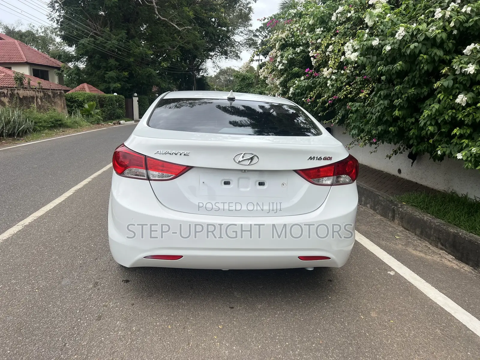 Hyundai Avante 2014 White