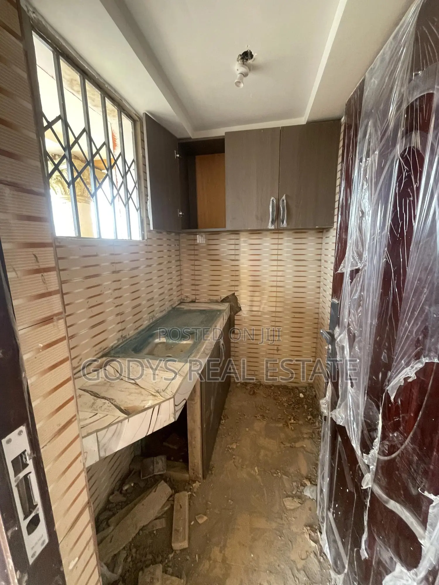 1bdrm Apartment in Nurses, Kasoa for rent