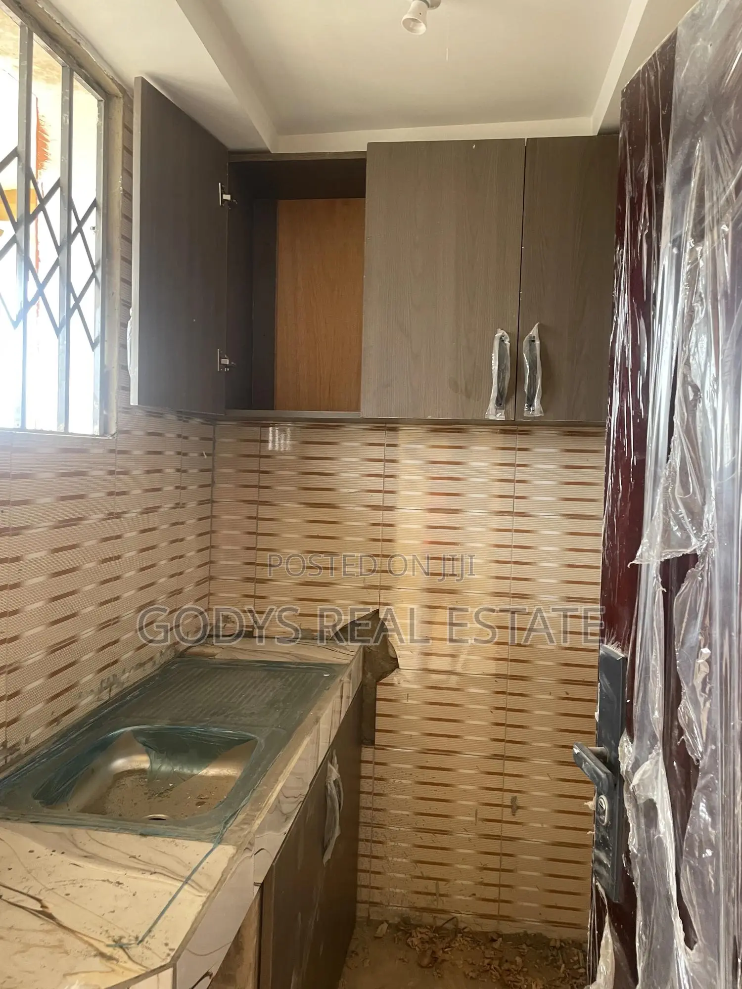 1bdrm Apartment in Nurses, Kasoa for rent