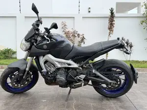 Yamaha 2016 Black