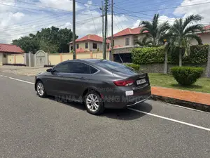 Chrysler 200 Limited 2017 Gray