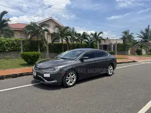 Chrysler 200 Limited 2017 Gray