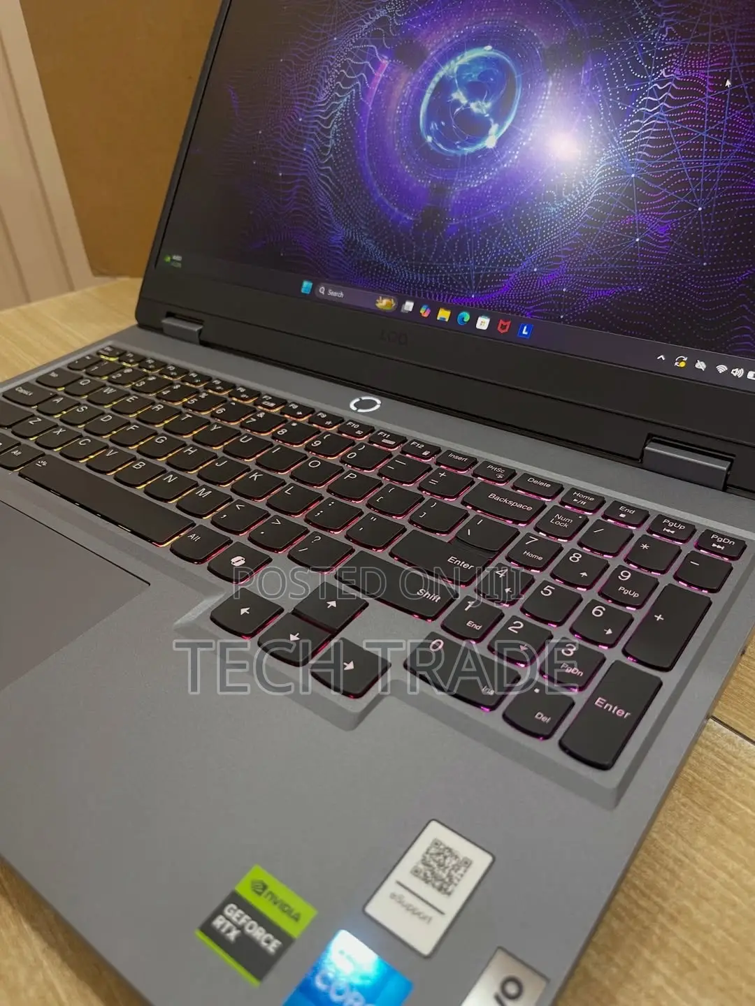 New Laptop Lenovo LOQ 15IRH8 16GB Intel Core i7 SSD 512GB