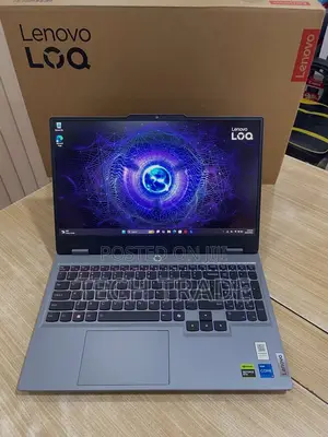New Laptop Lenovo LOQ 15IRH8 16GB Intel Core i7 SSD 512GB